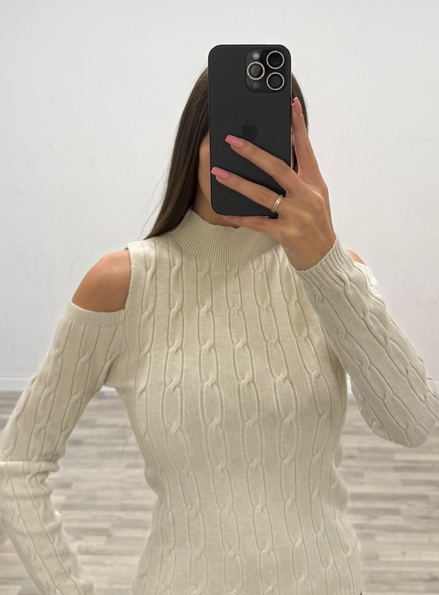 lupetto treccia con spacchi alle spalle