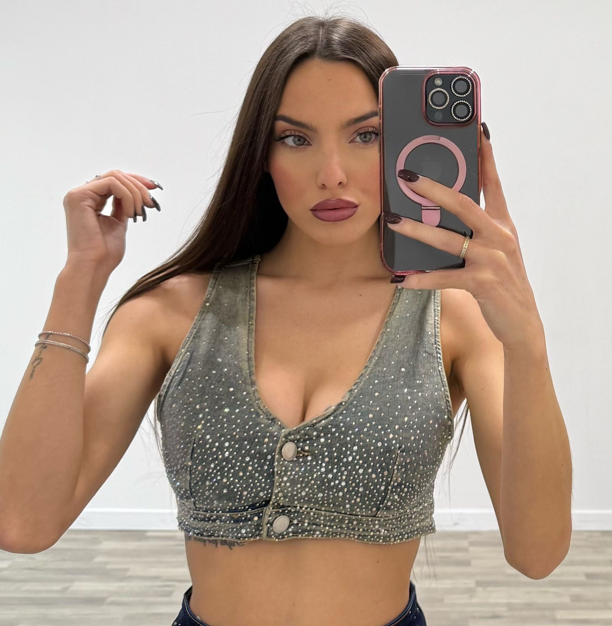 top di jeans con brillantini sabbiato