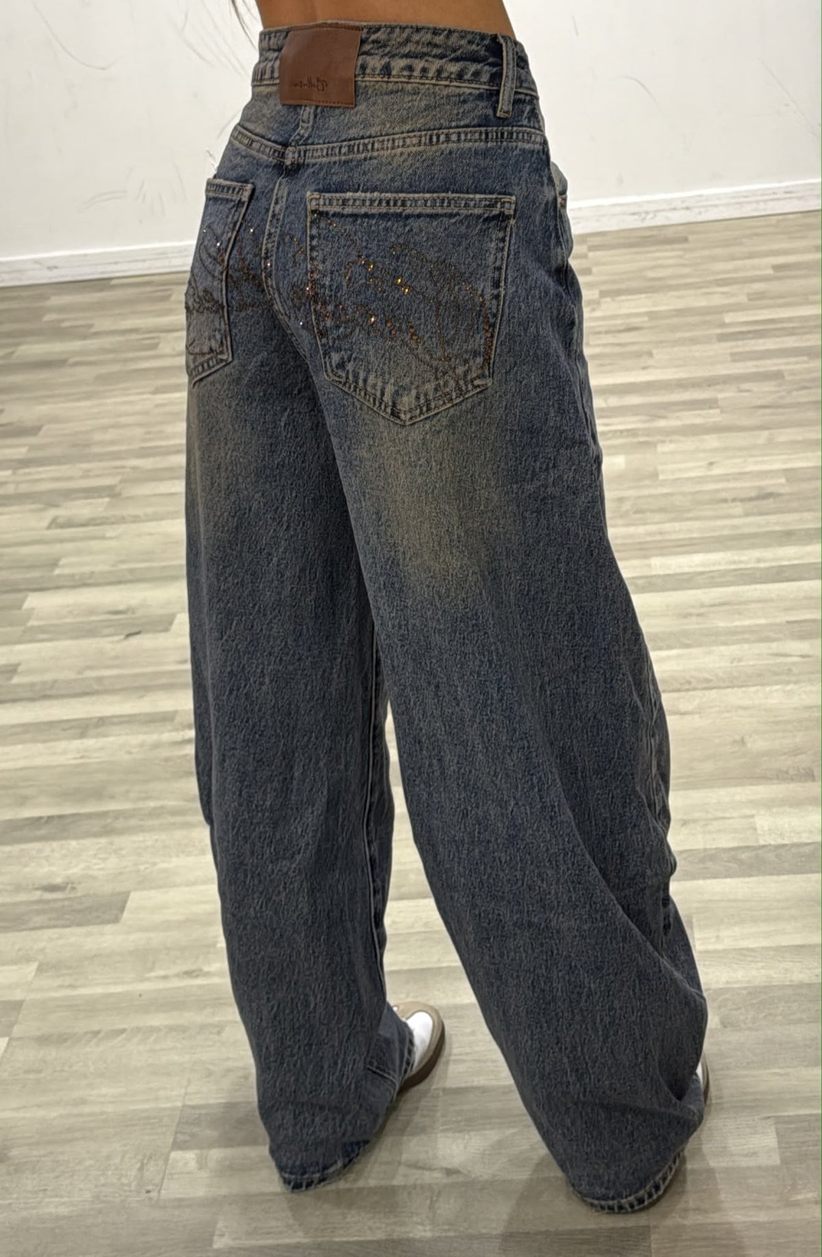 jeans con scritta dietro color te'