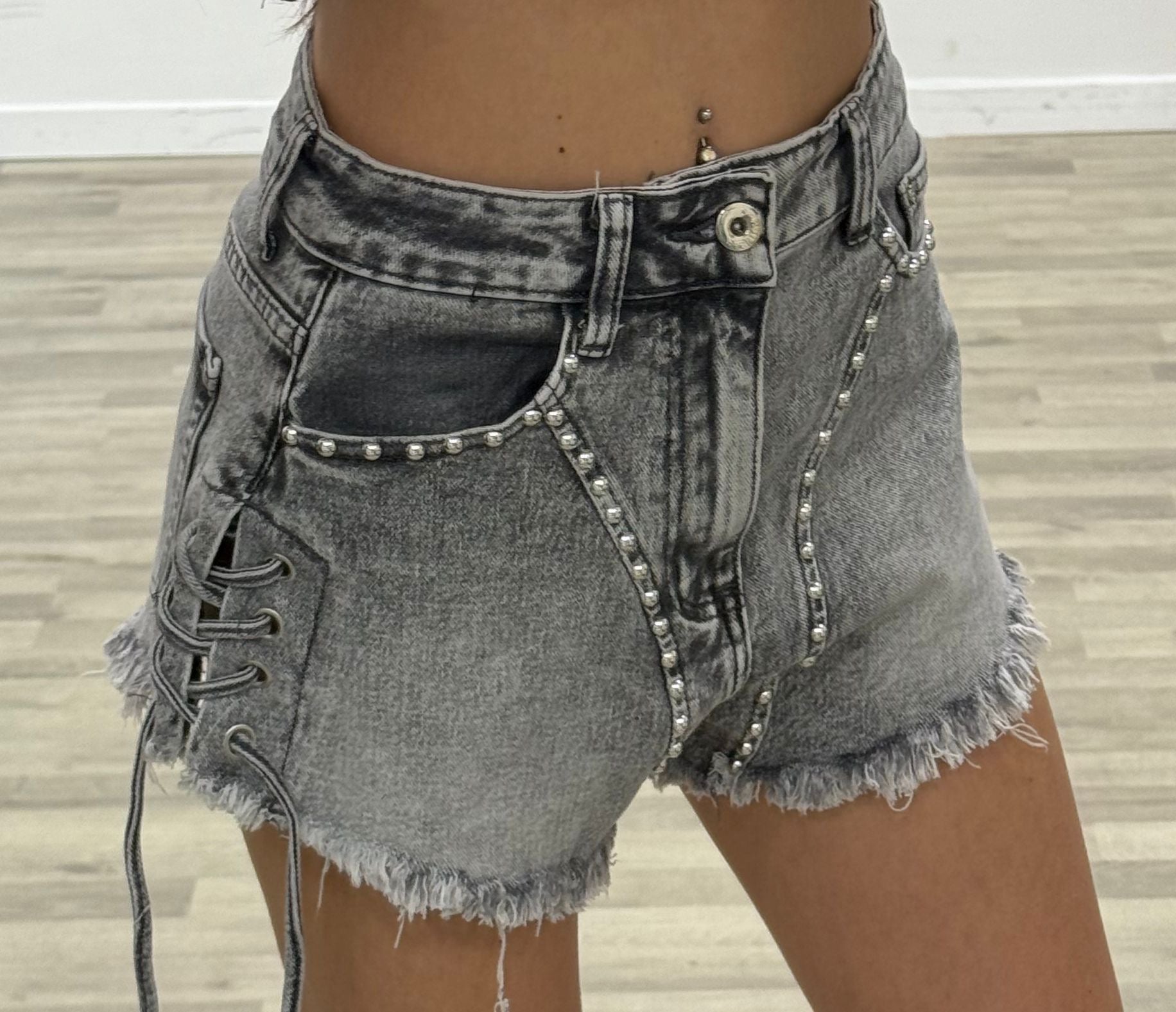 short grigio different