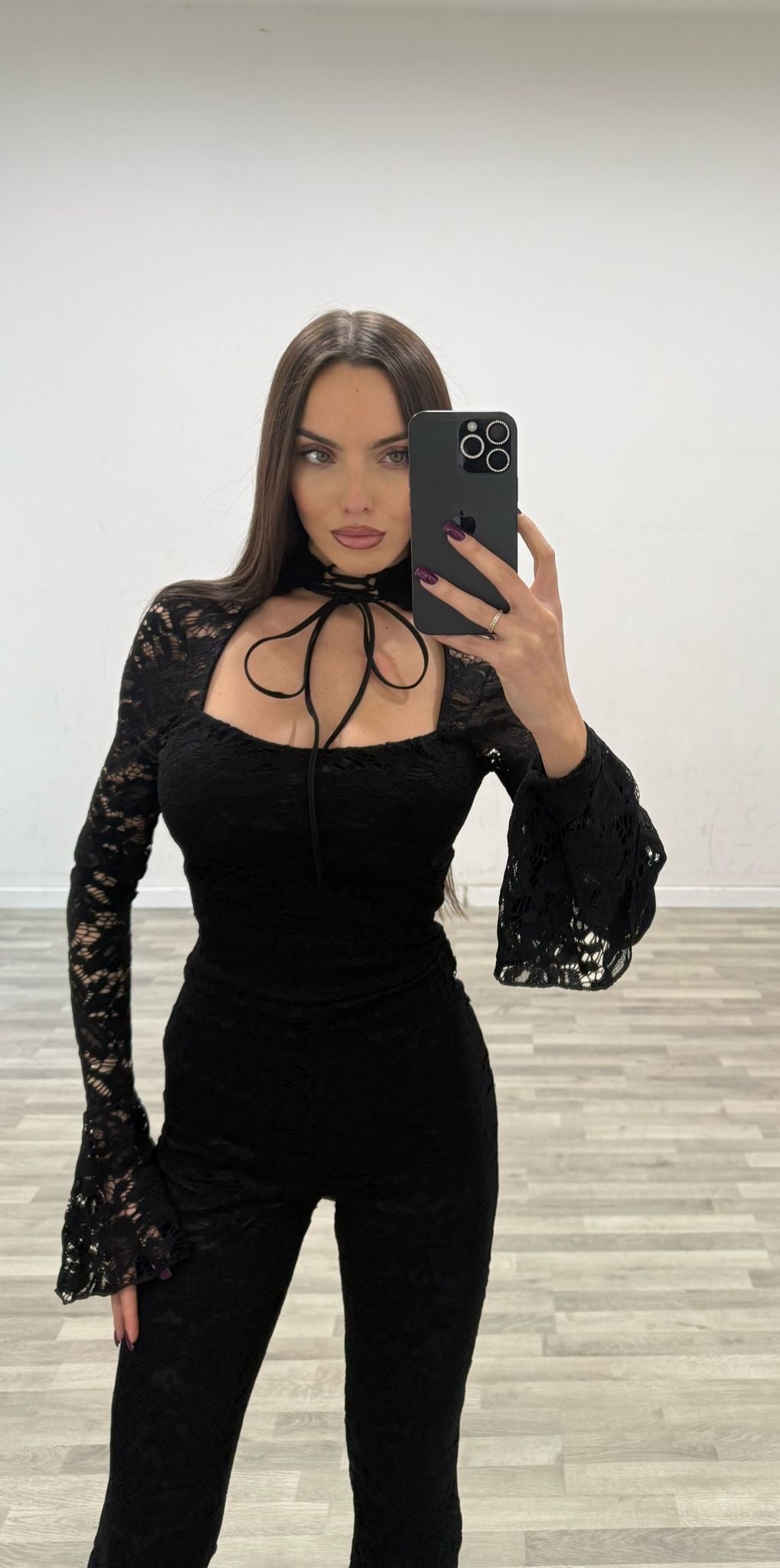 tuta in pizzo havana