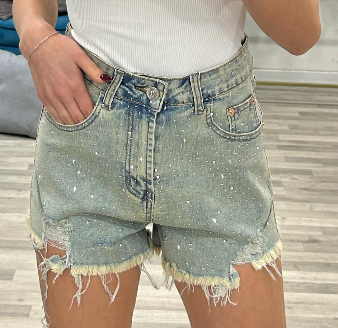 short di jeans sabbiato con brillantini