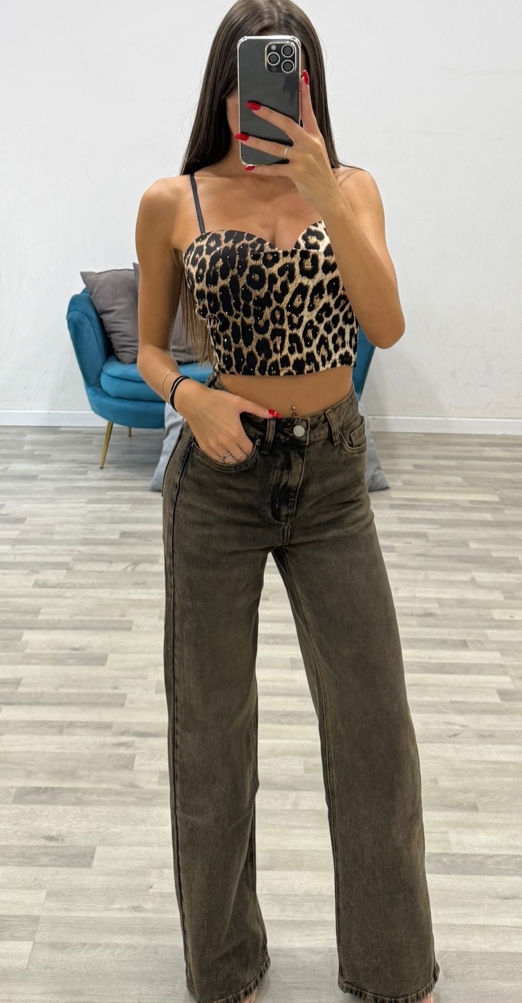 jeans color brown