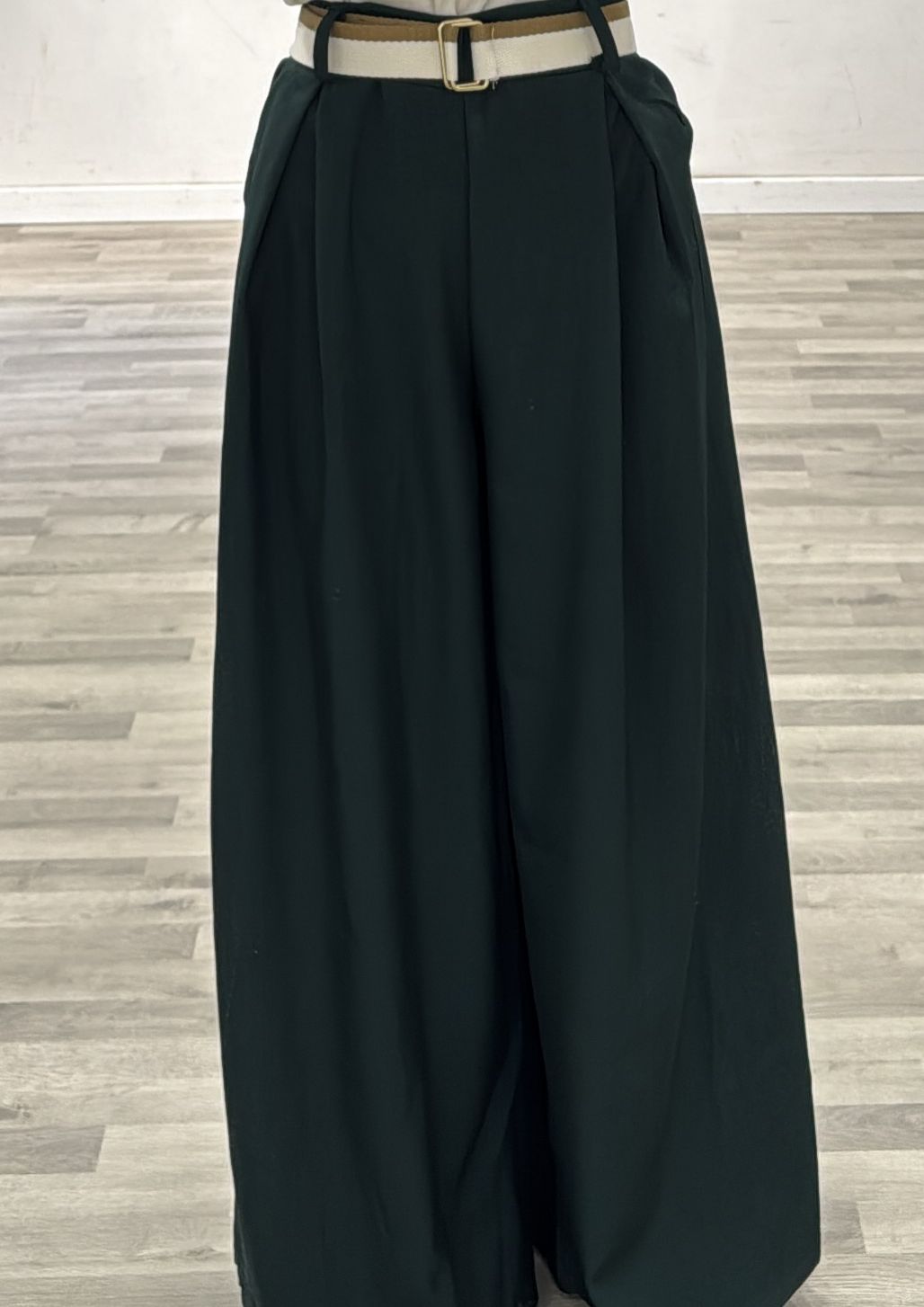 pantalone palazzo con cintura