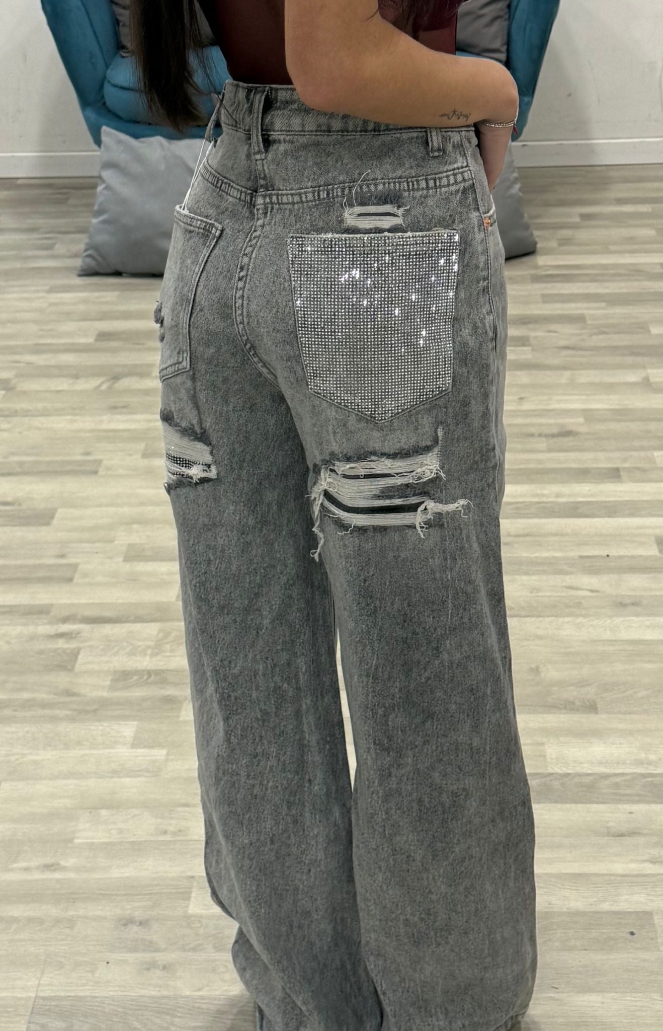 jeans con tasca in strass