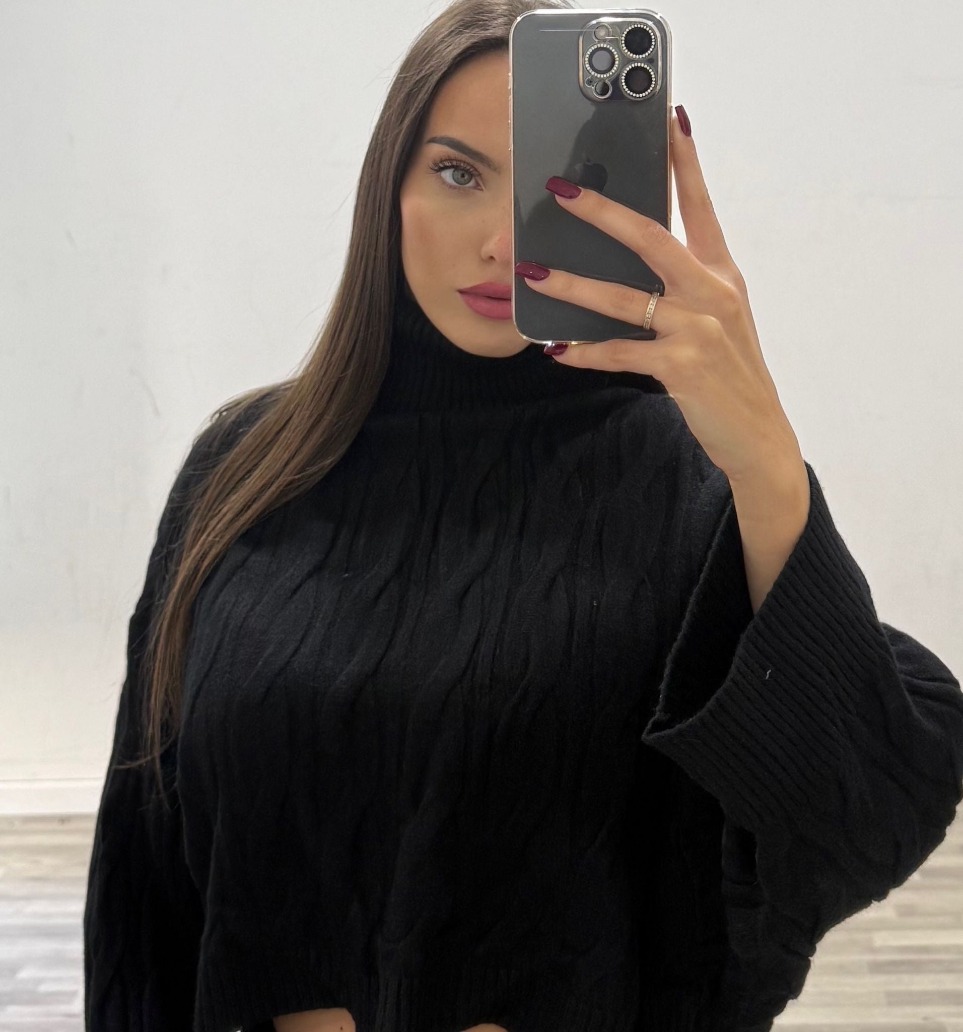 collo alto corto space