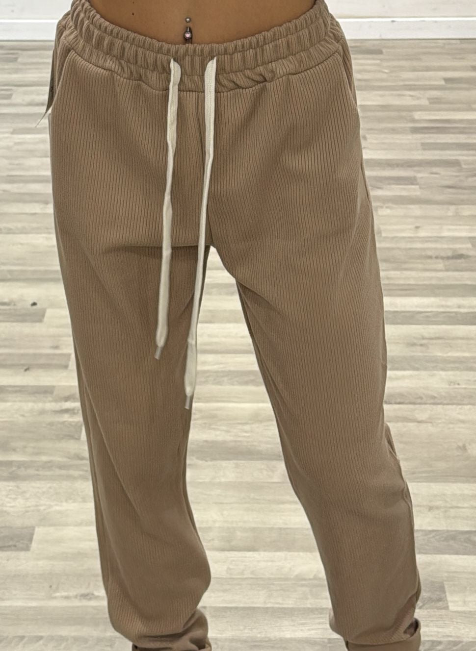 pantalone di velluto con risvolto