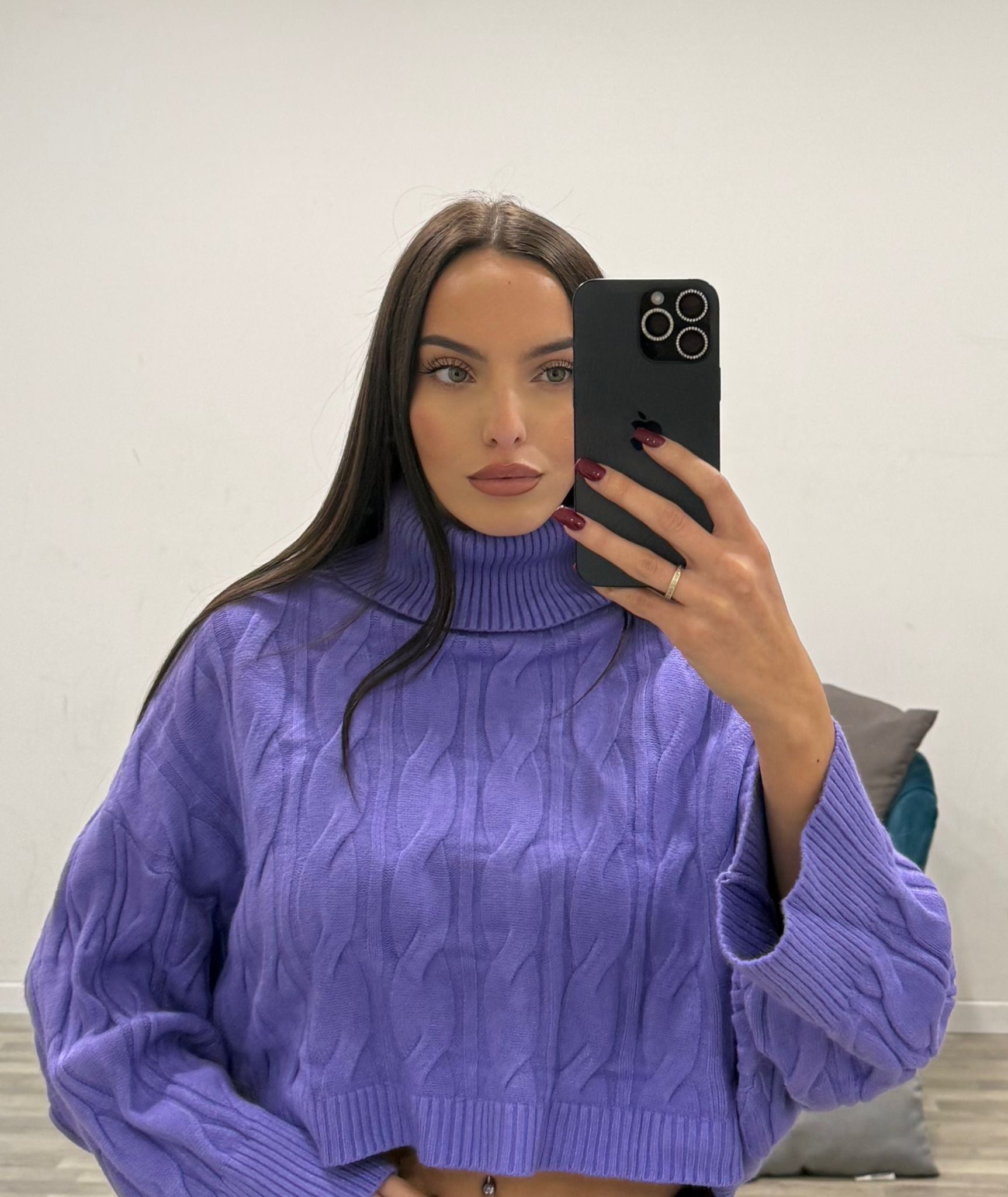 collo alto corto space