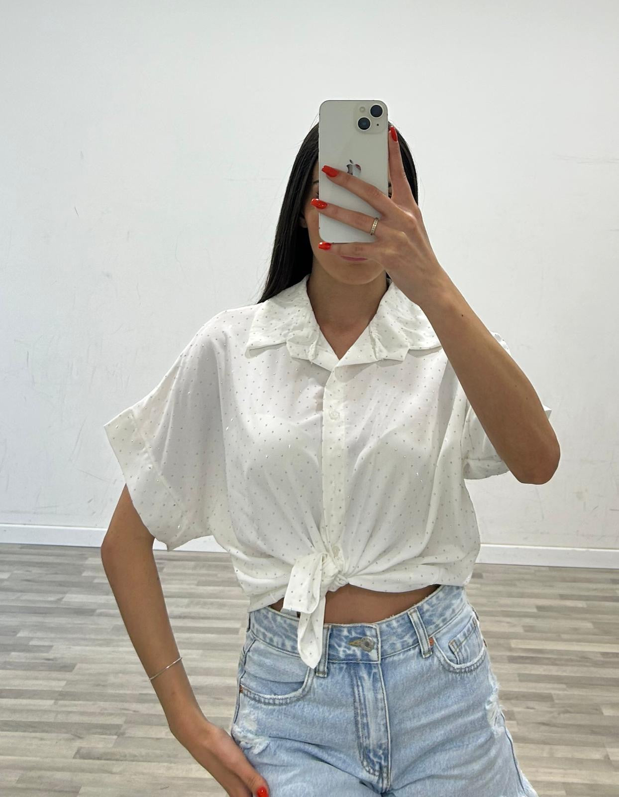 camicia nodo e brillantini