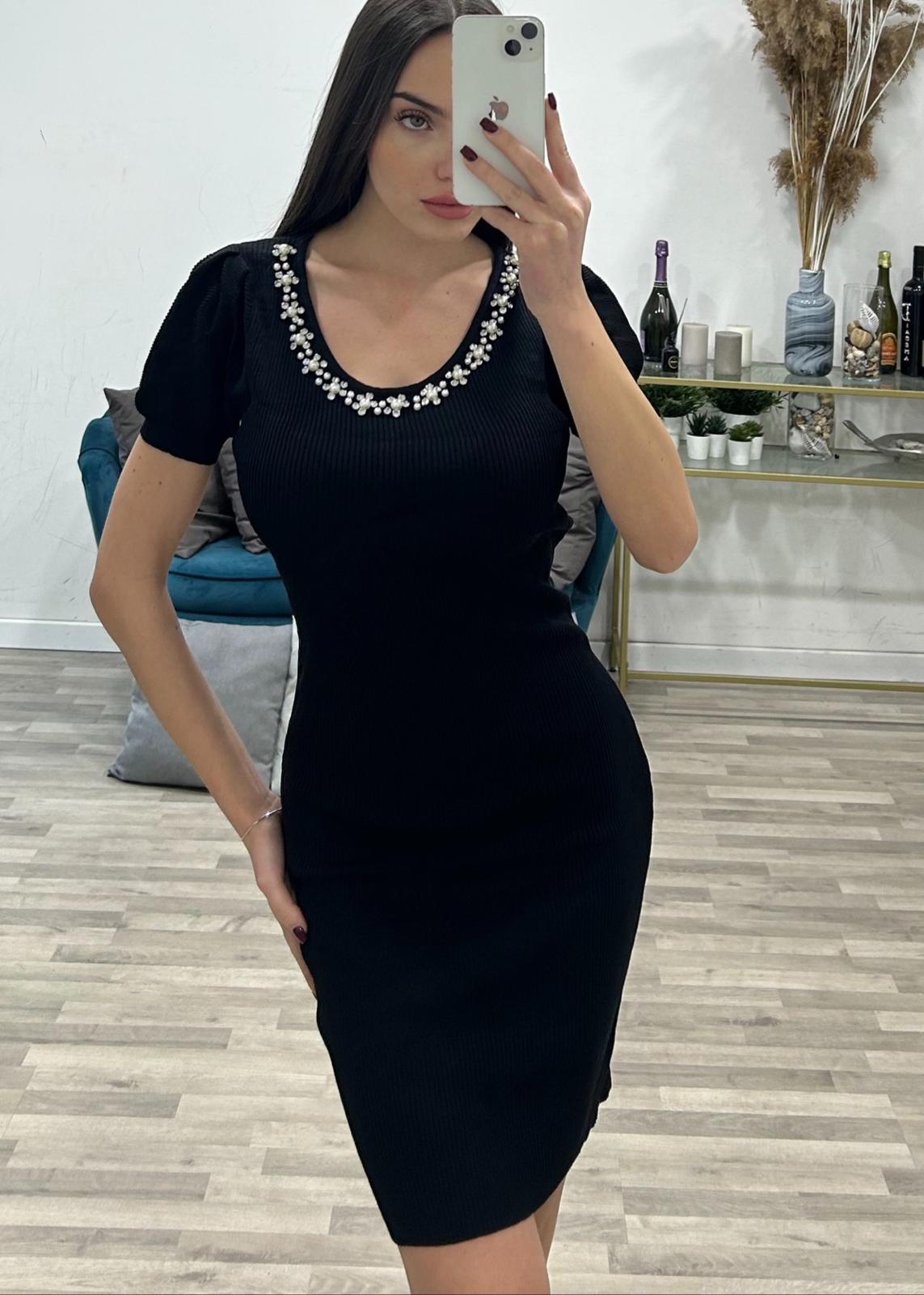 vestitino con collana