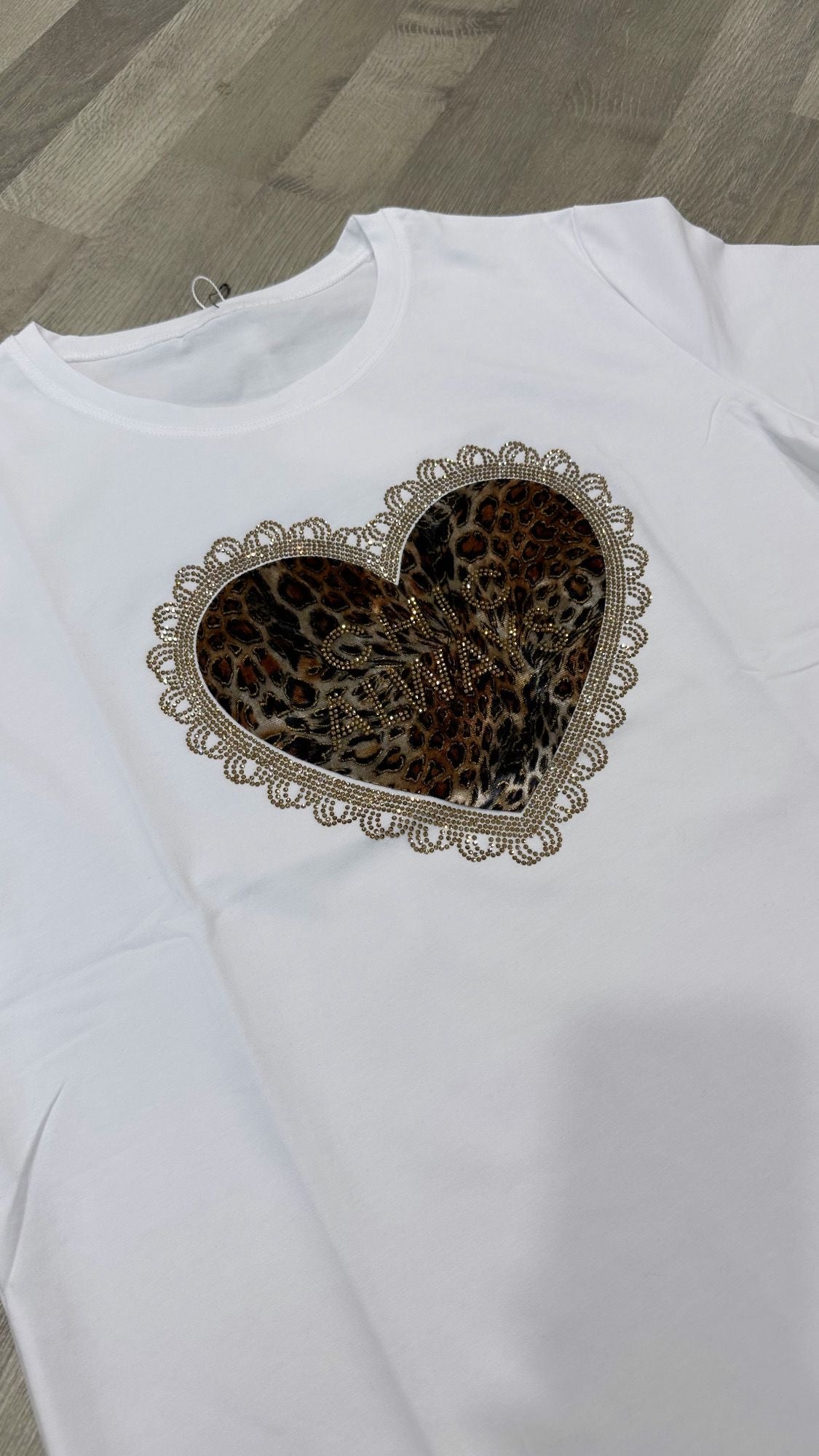t-shirt cuore maculato