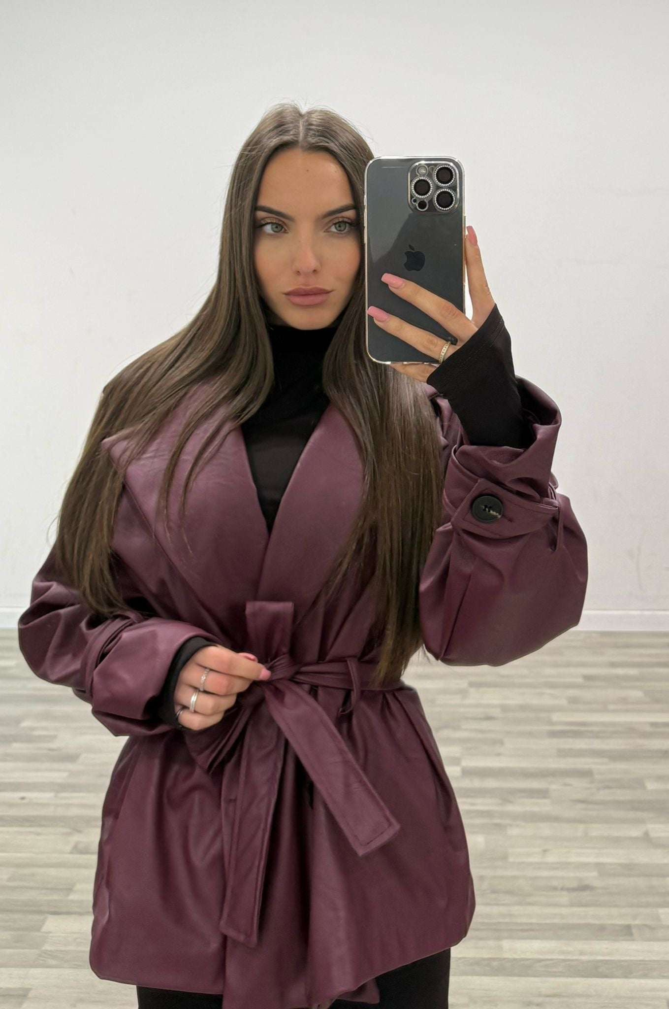 trench corto in ecopelle