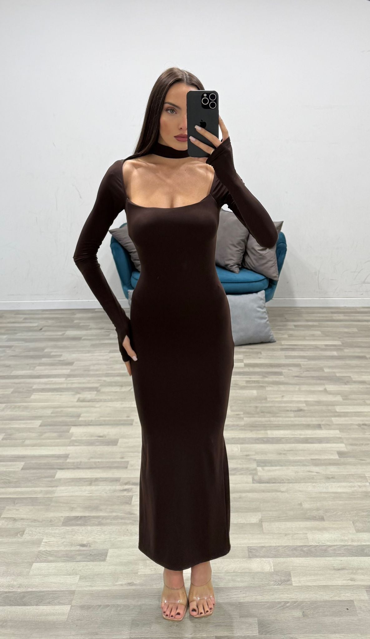 vestito con collarrino jey