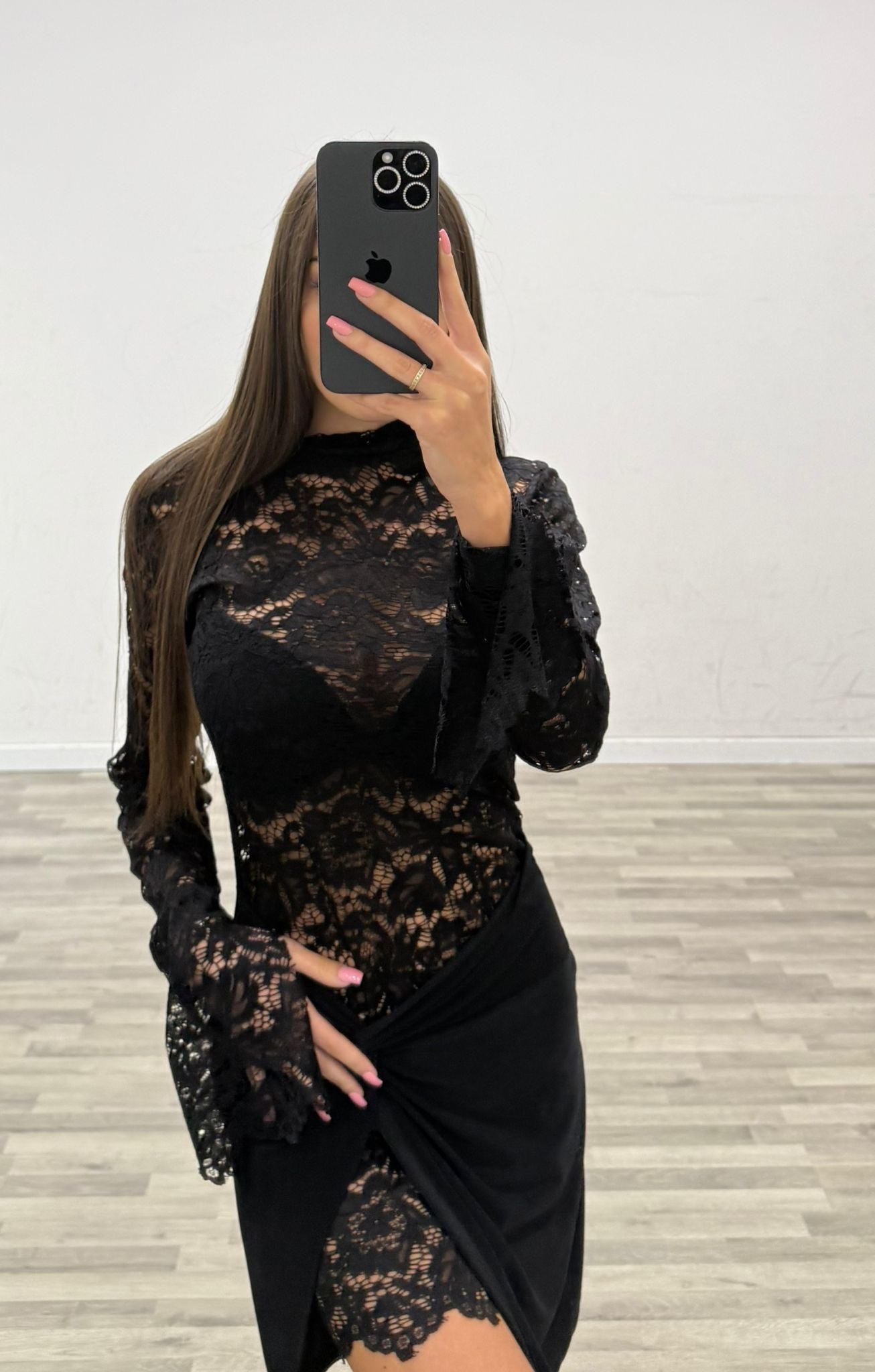 vestitino di pizzo alessia