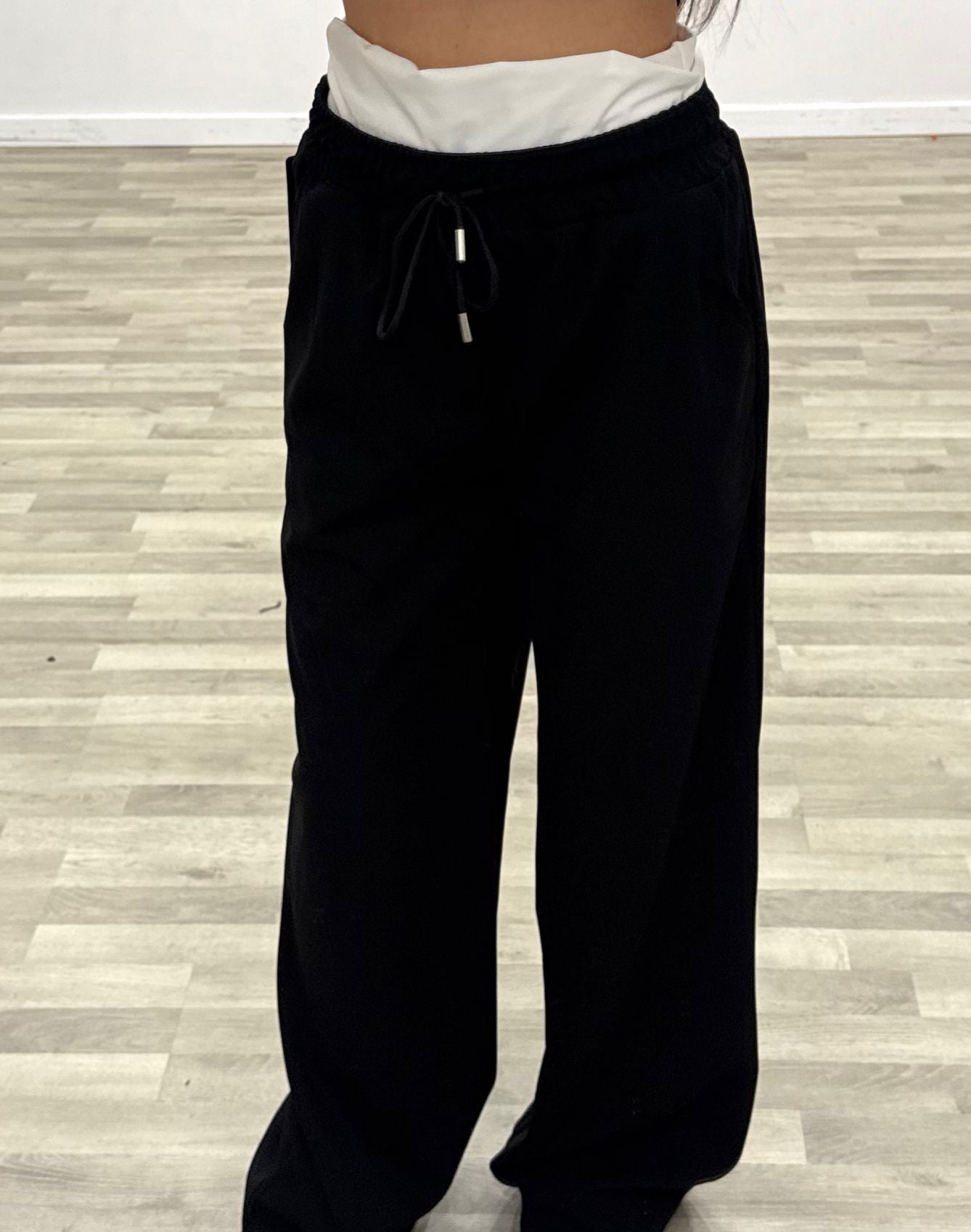 pantalone palazzo con bordino in vita