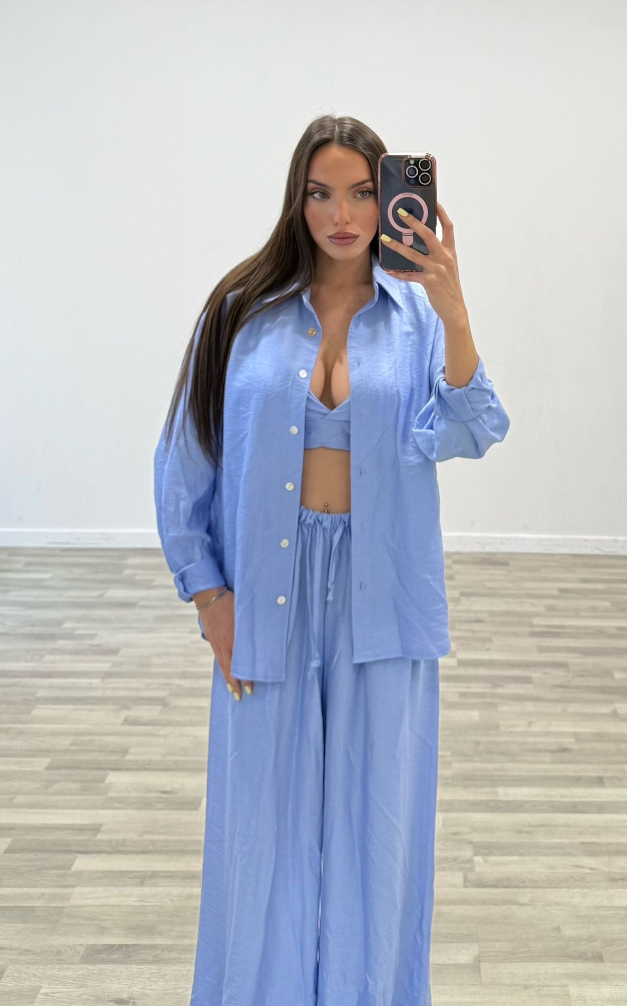 completo camicia top e pantalone