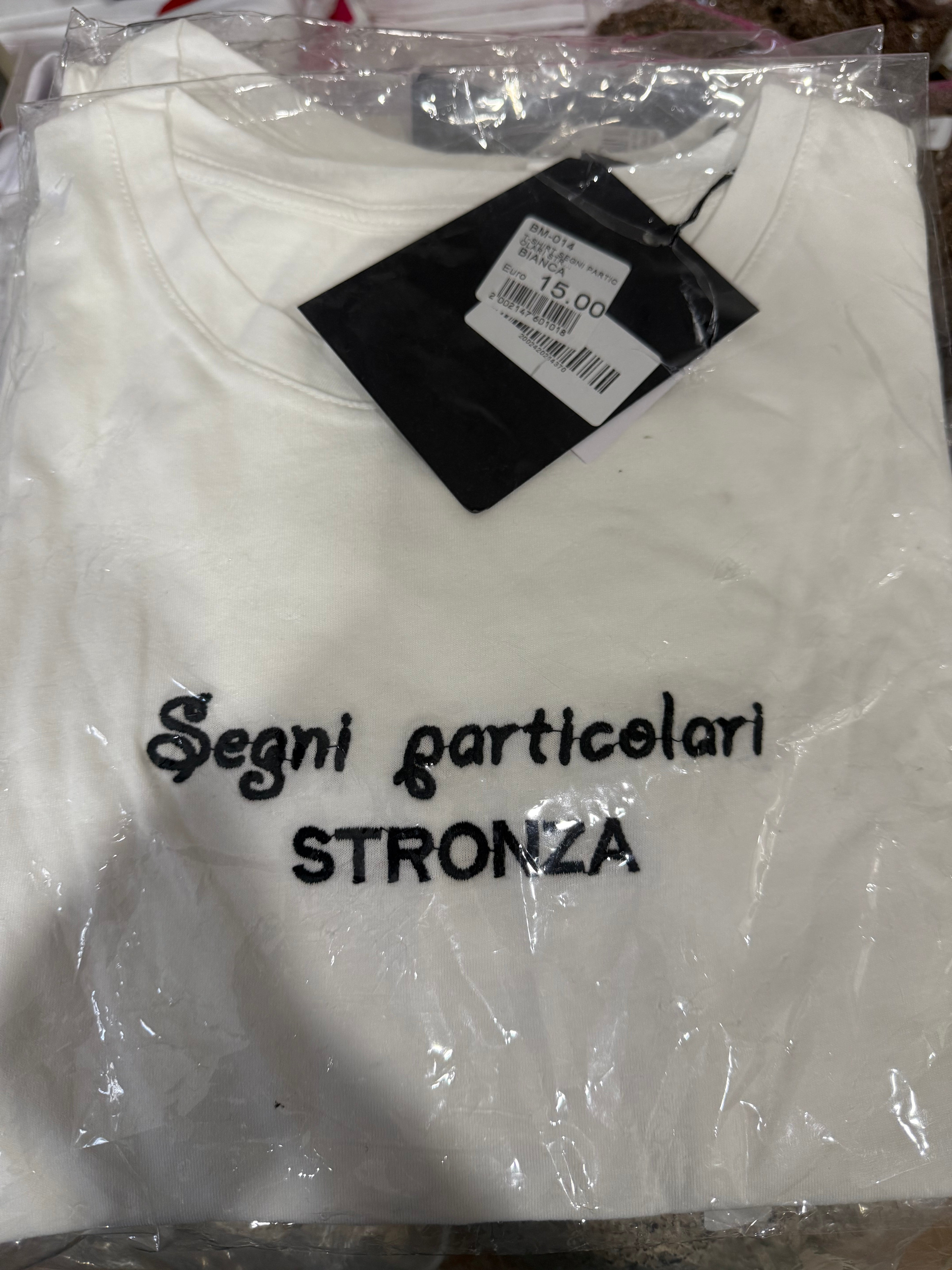 t-shirt segni particolari str...