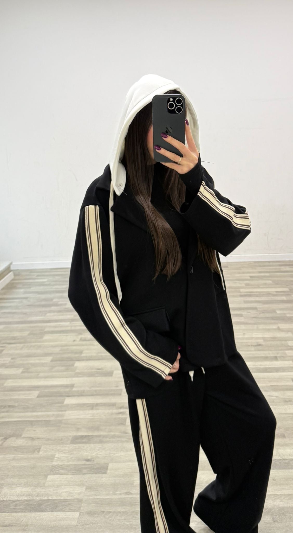 completo giacca cappuccio con pantalone