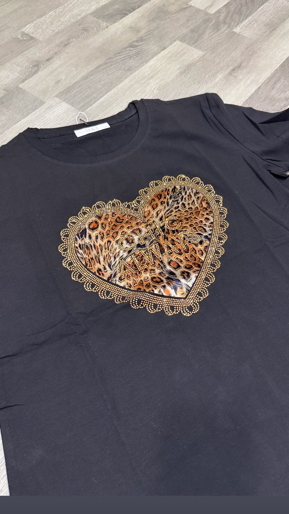 t-shirt cuore maculato