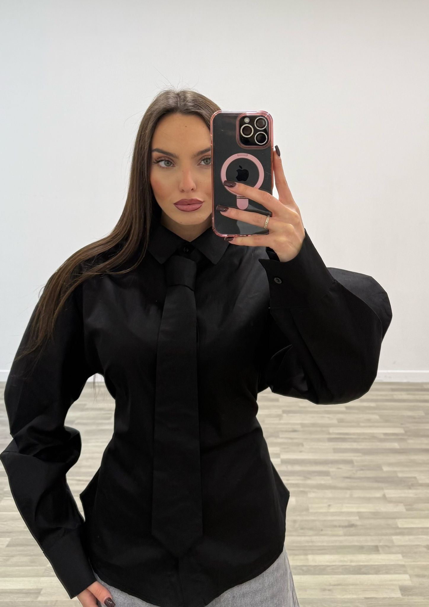 camicia ondina con cravatta