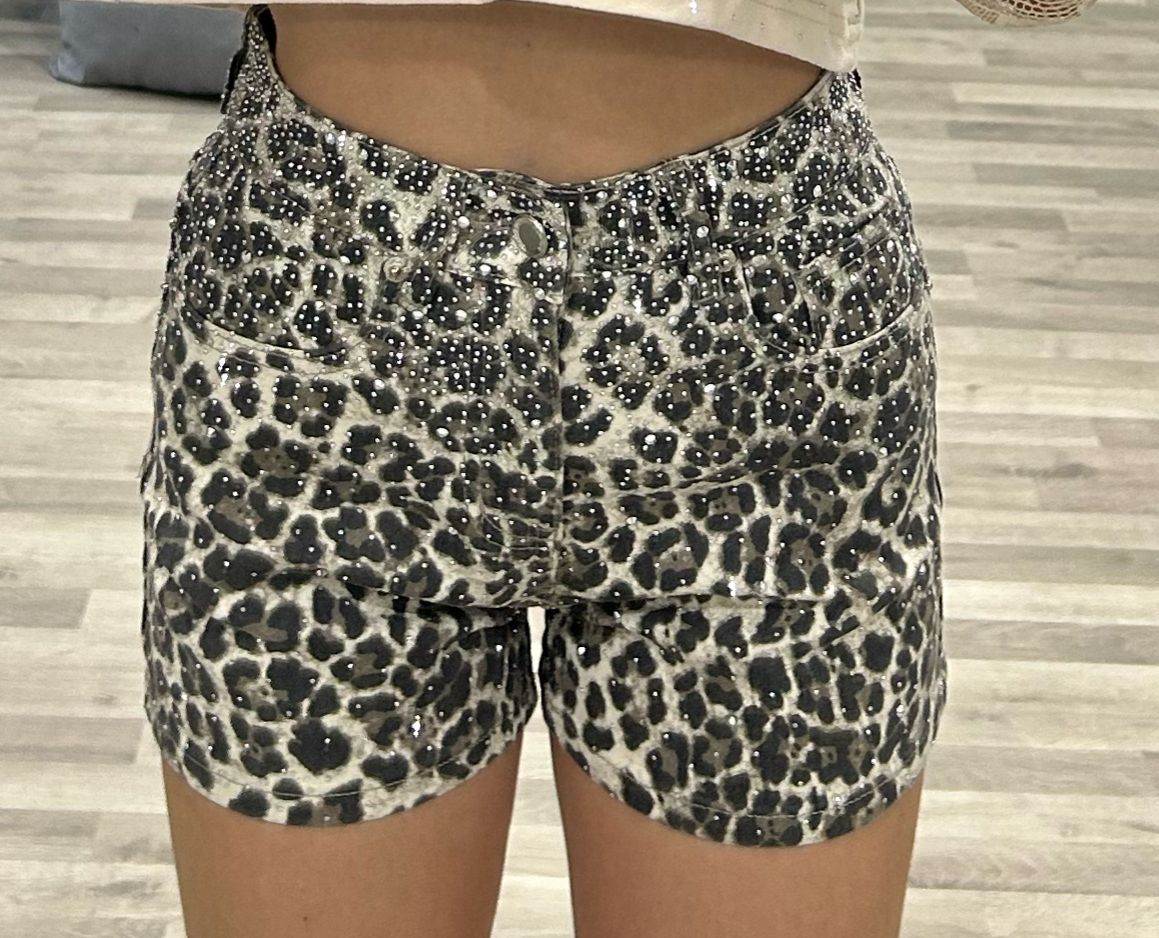 short leopardato di jeans