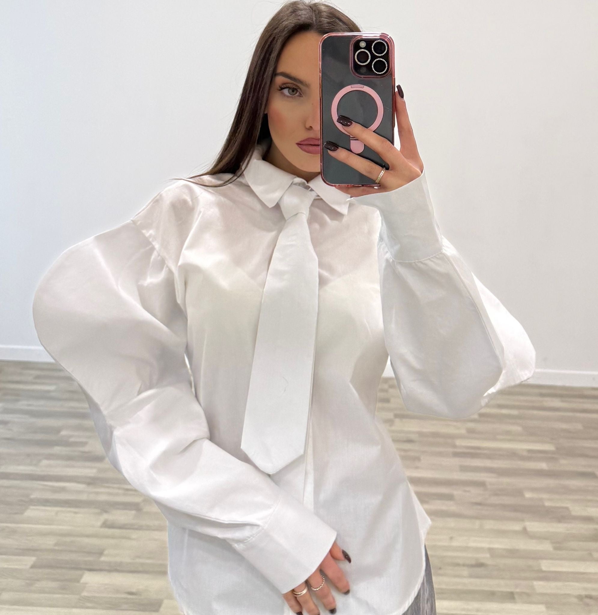 camicia ondina con cravatta