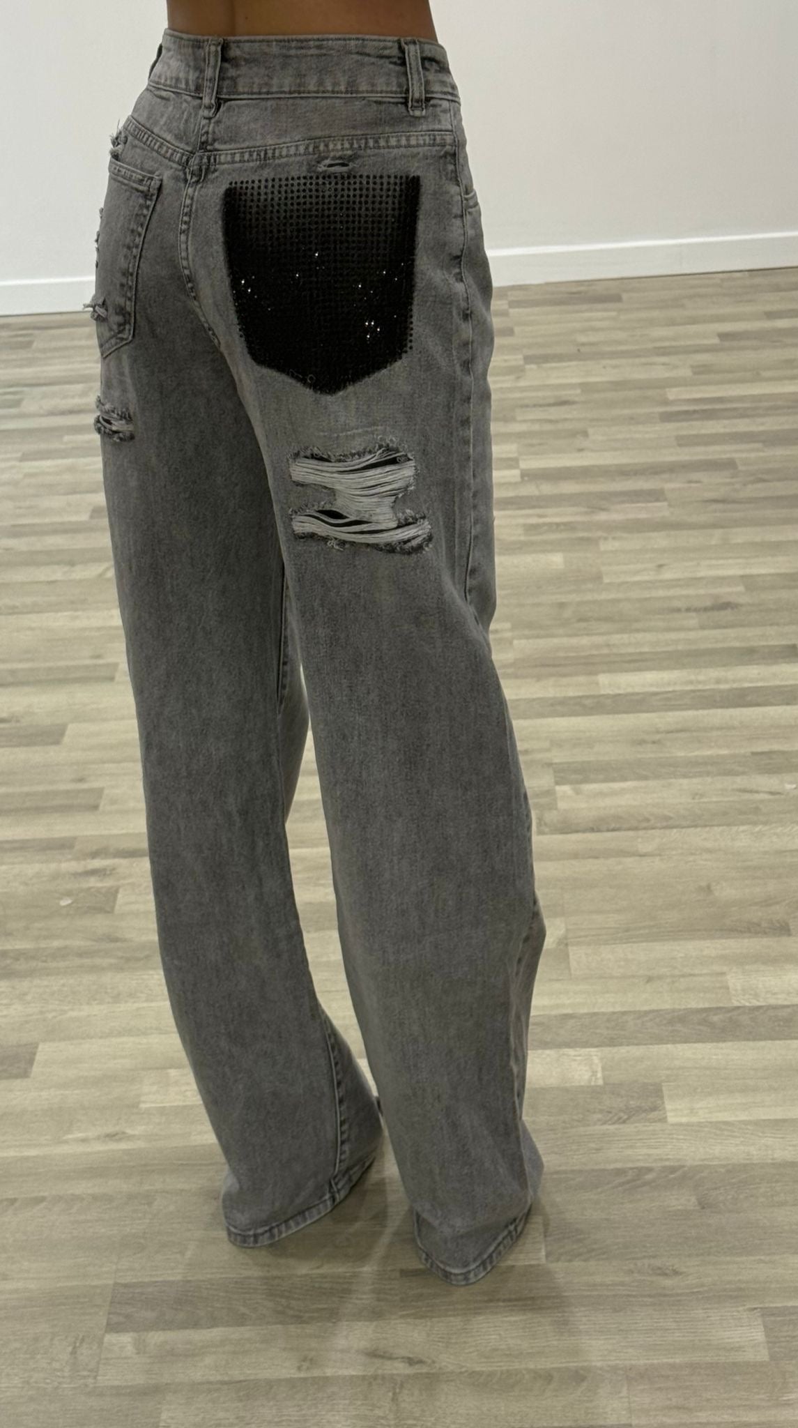 jeans grigio con tasca strass nero