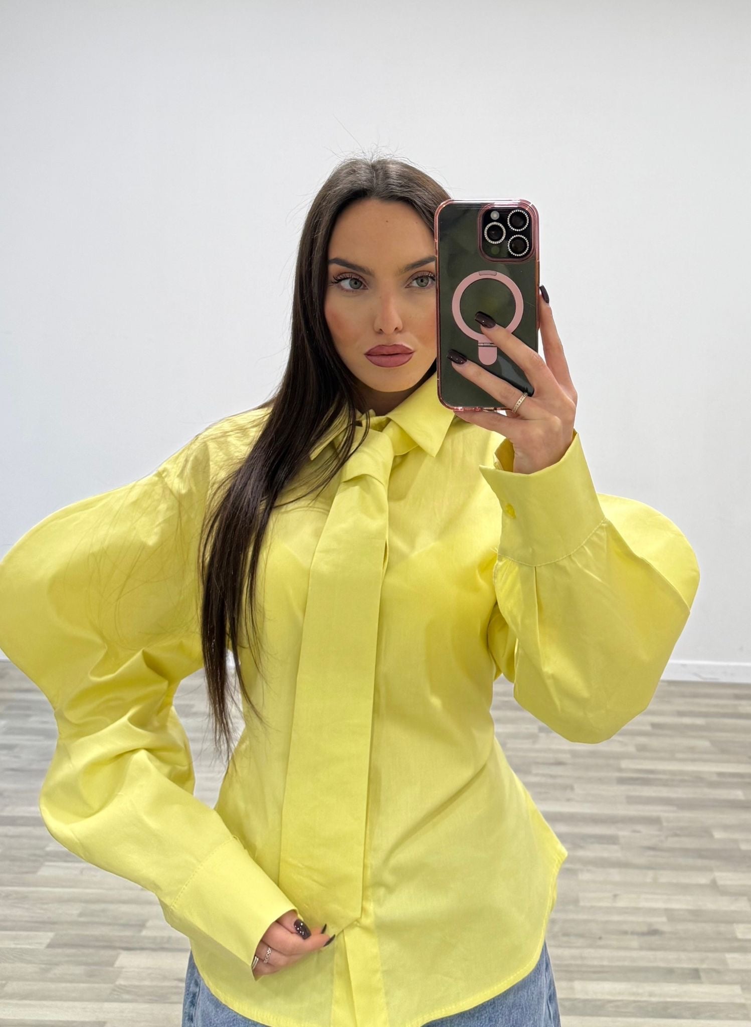camicia ondina con cravatta