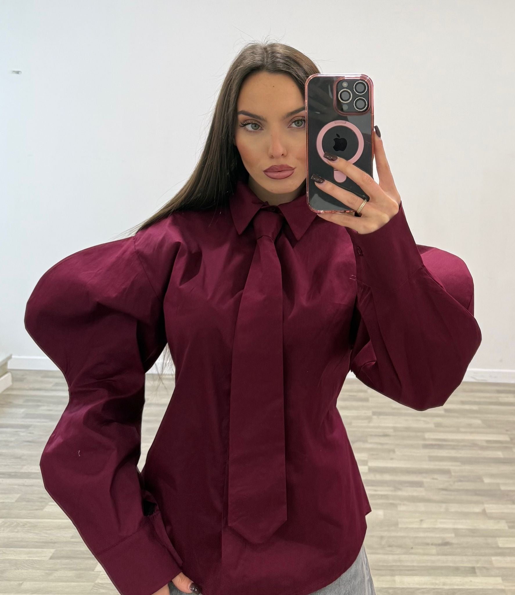 camicia ondina con cravatta
