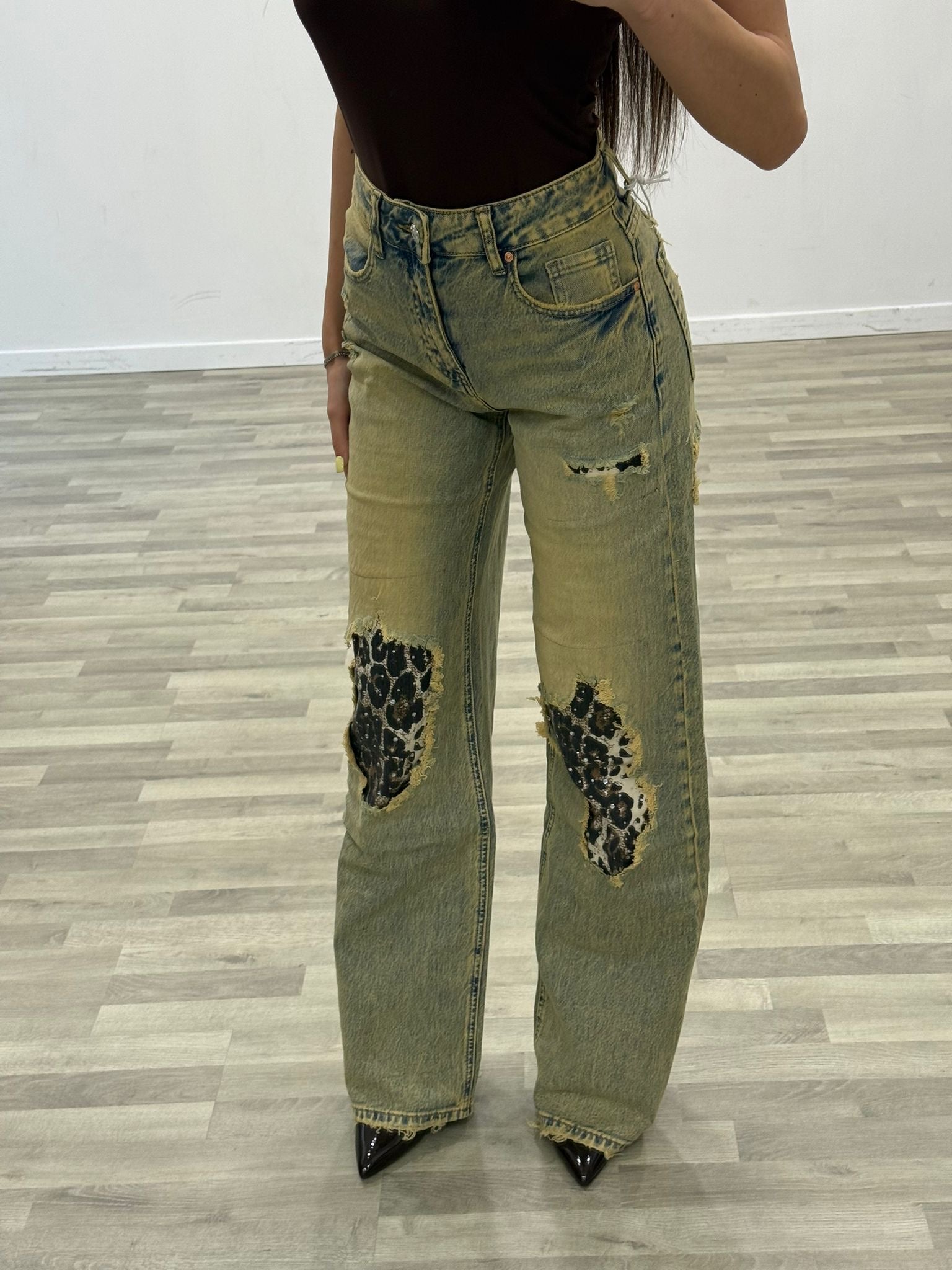 jeans sabbiato e maculato