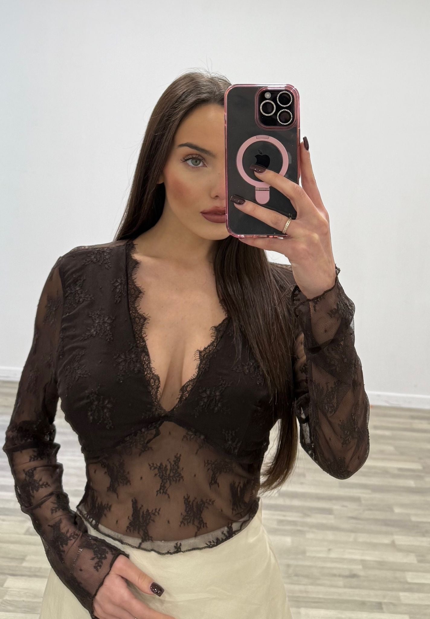 maglia corta in pizzo incrociata