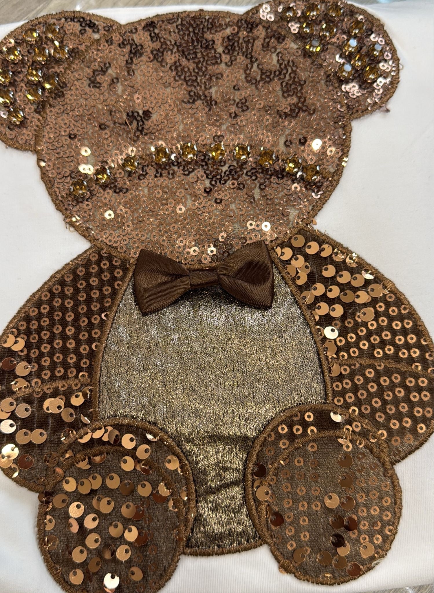 t-shirt teddy in paillettes