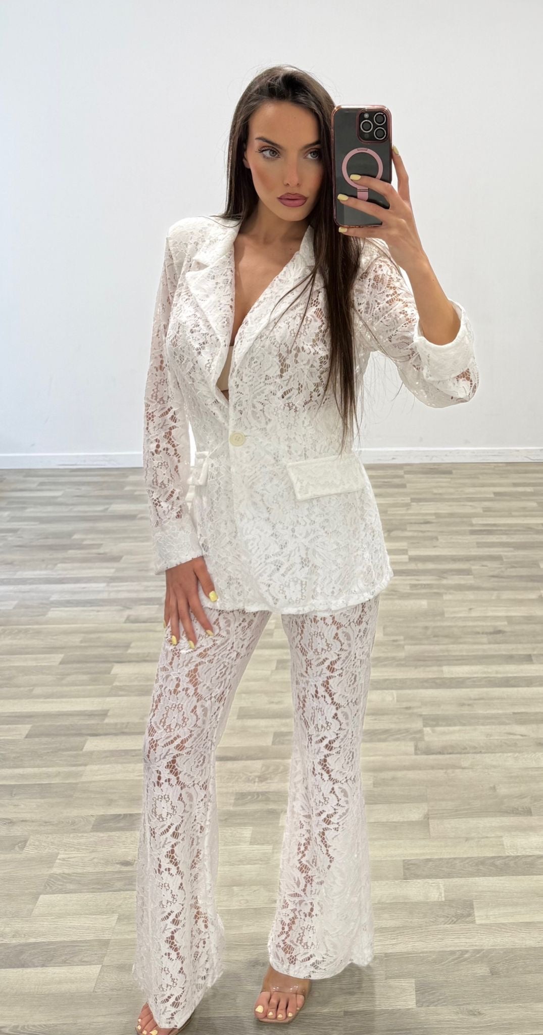 tailleur in pizzo