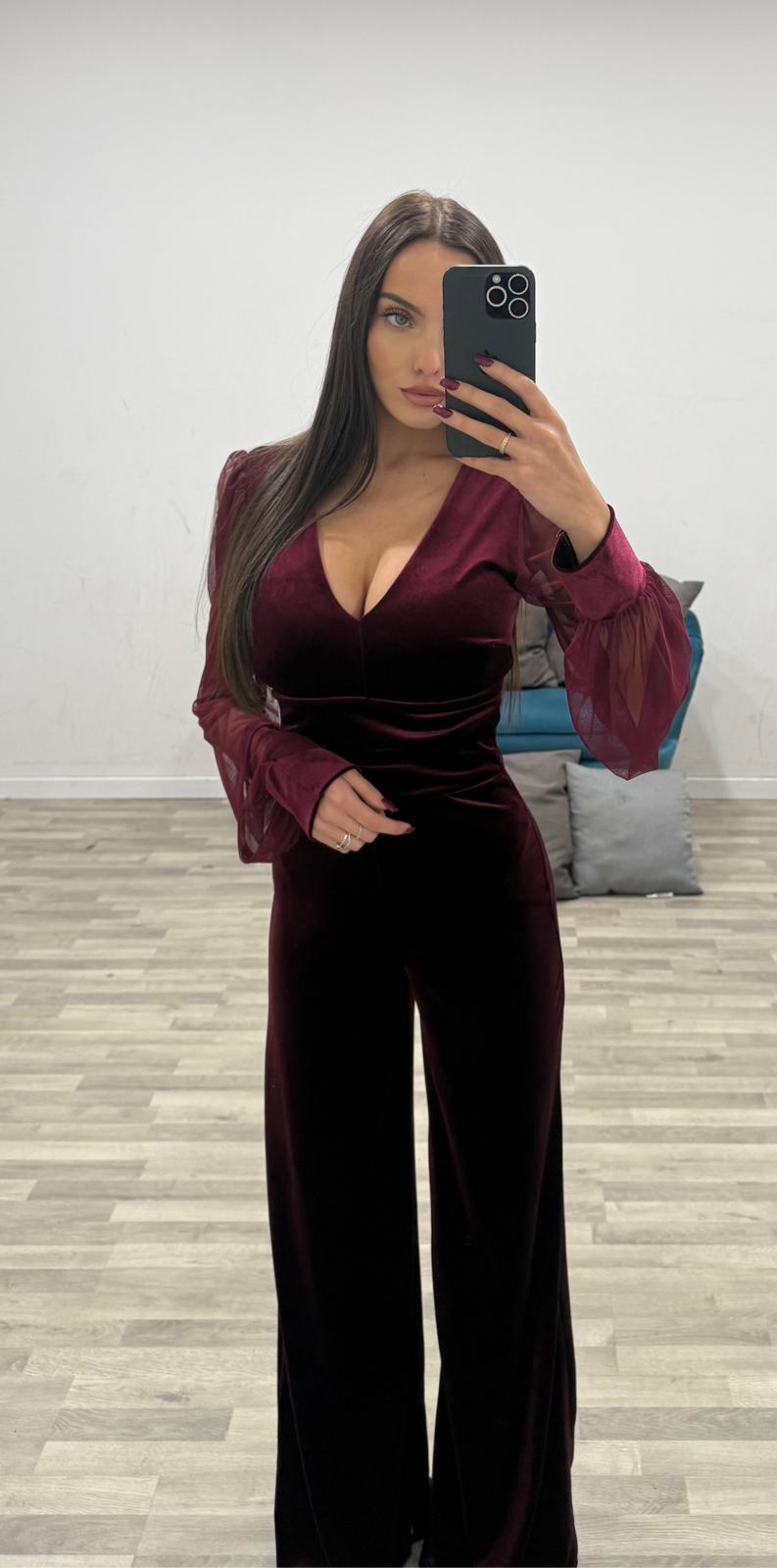 tuta ciniglia e velo