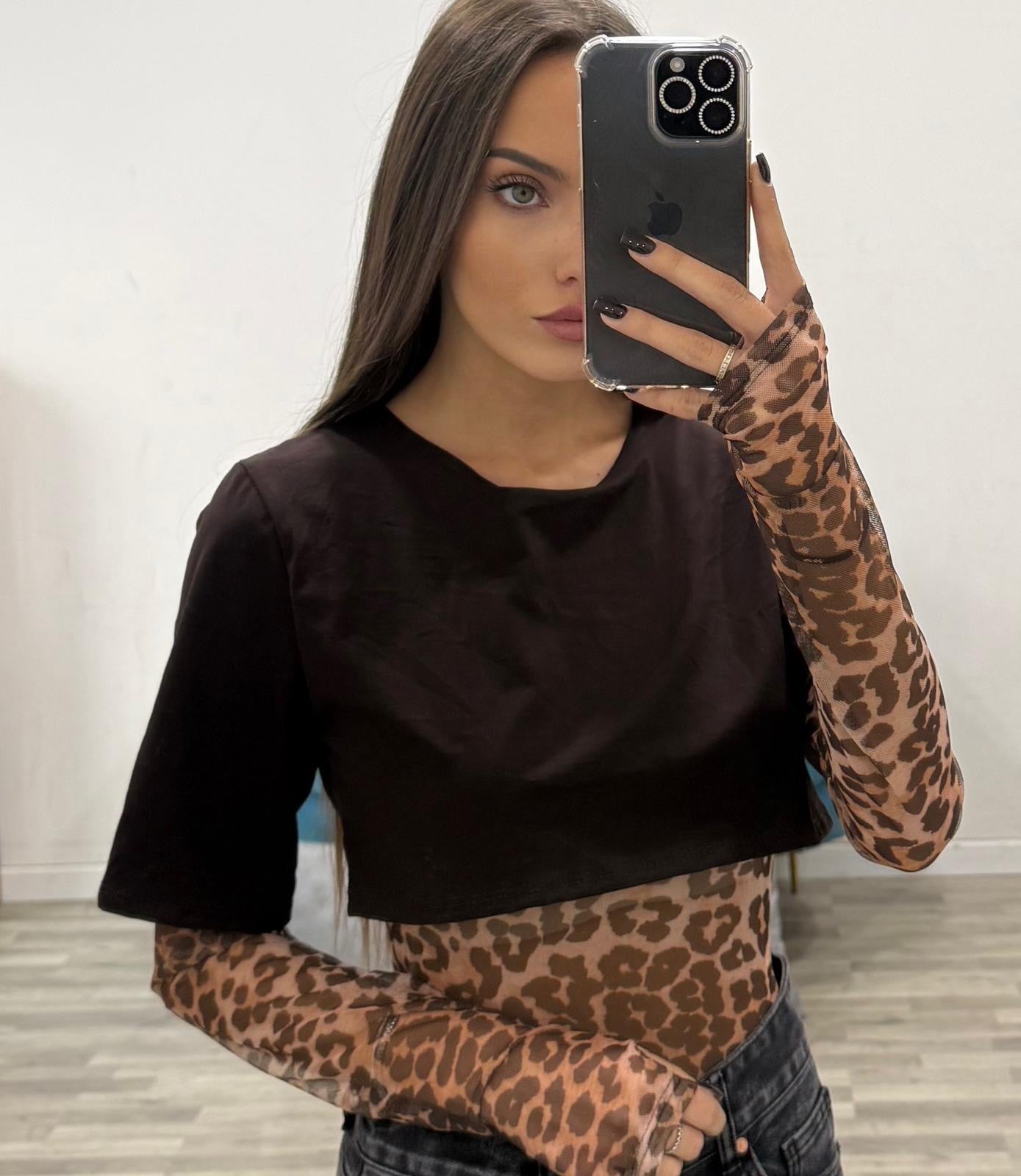 body con  t-shirt e velo leopardato