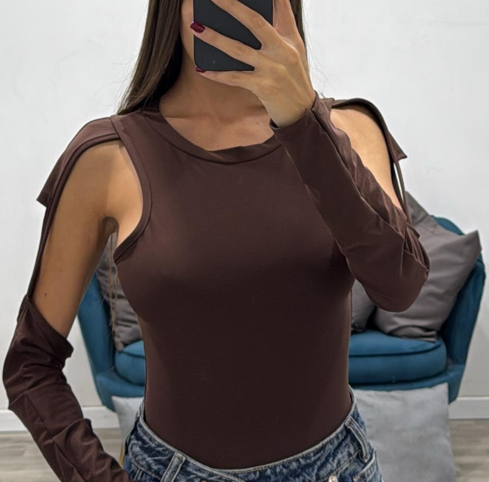 body con maniche open