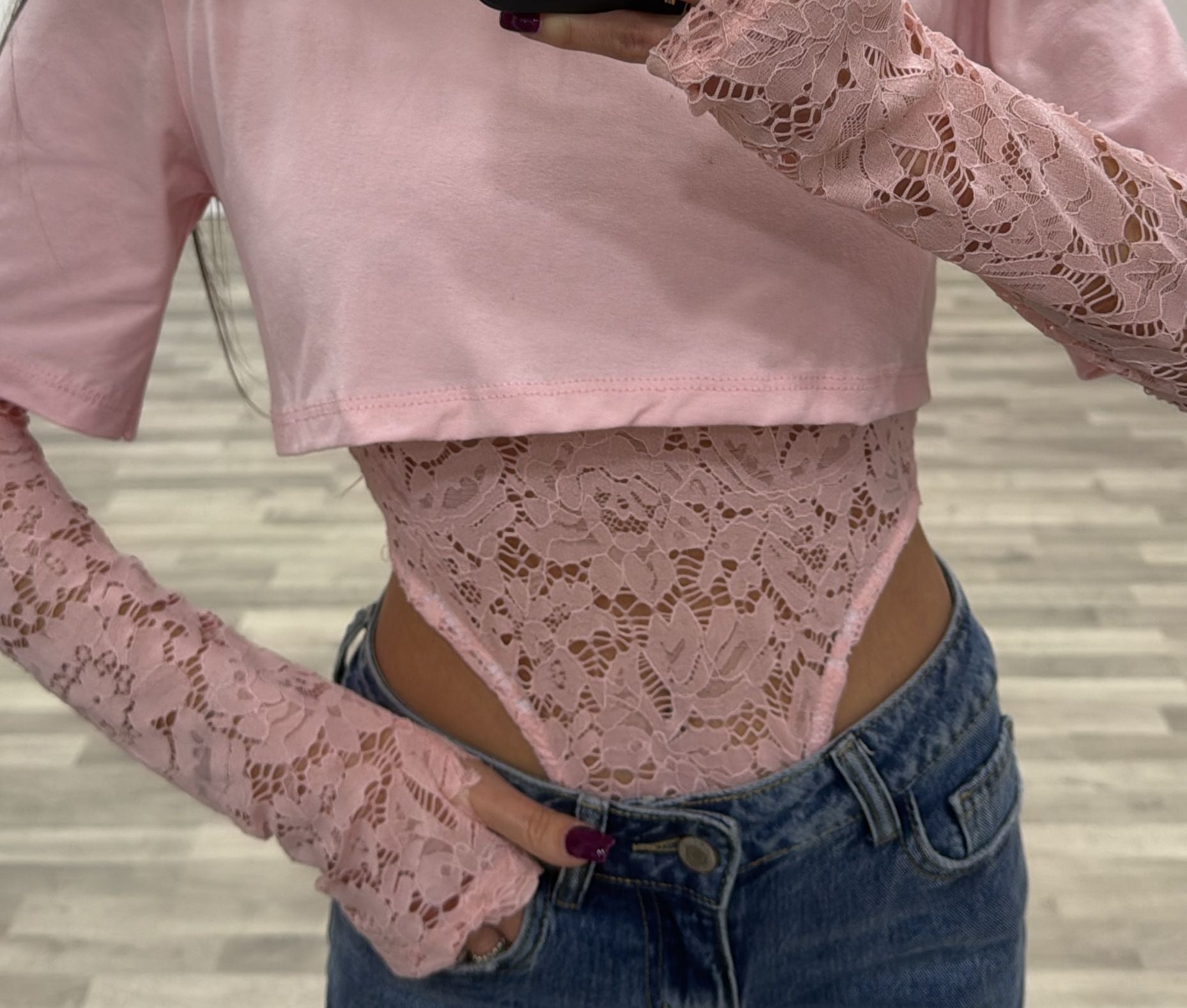 body con t-shirt manica in pizzo