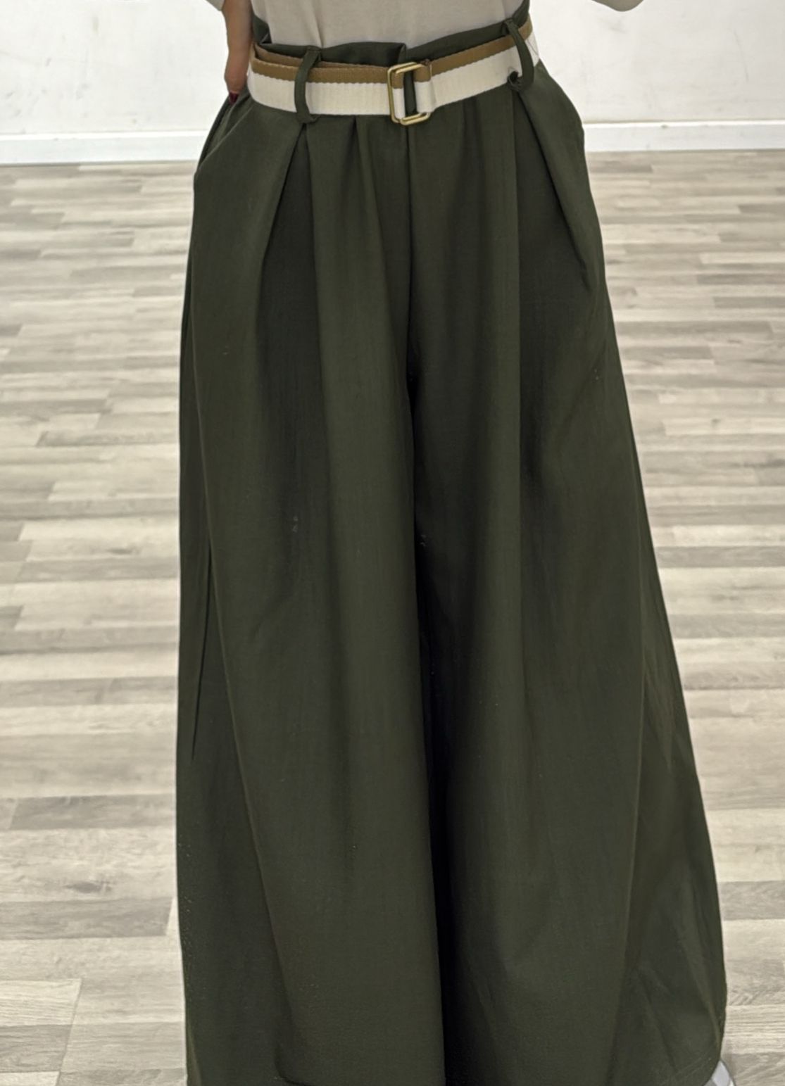 pantalone palazzo con cintura