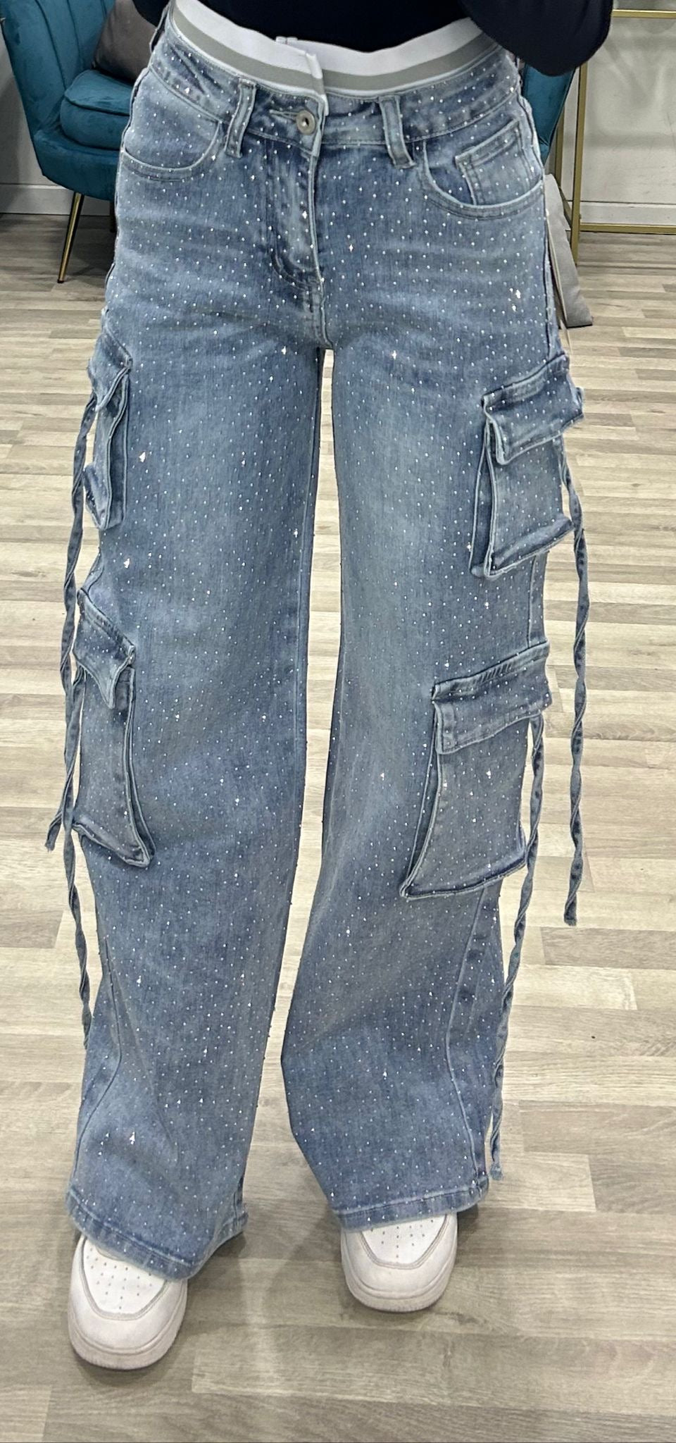 jeans cargo brillantini e molla