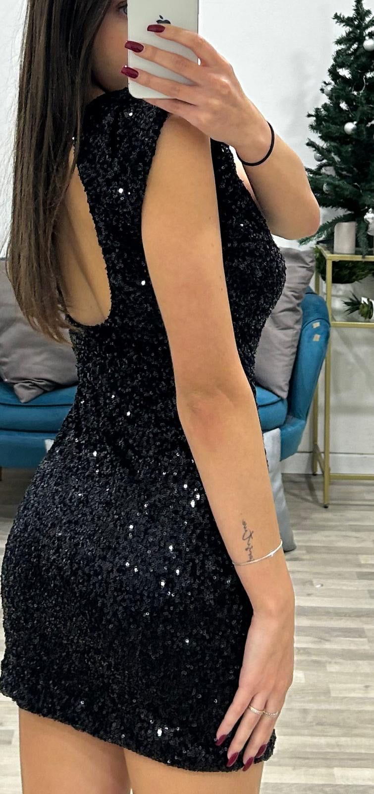 vestitino paillettes scollato dietro