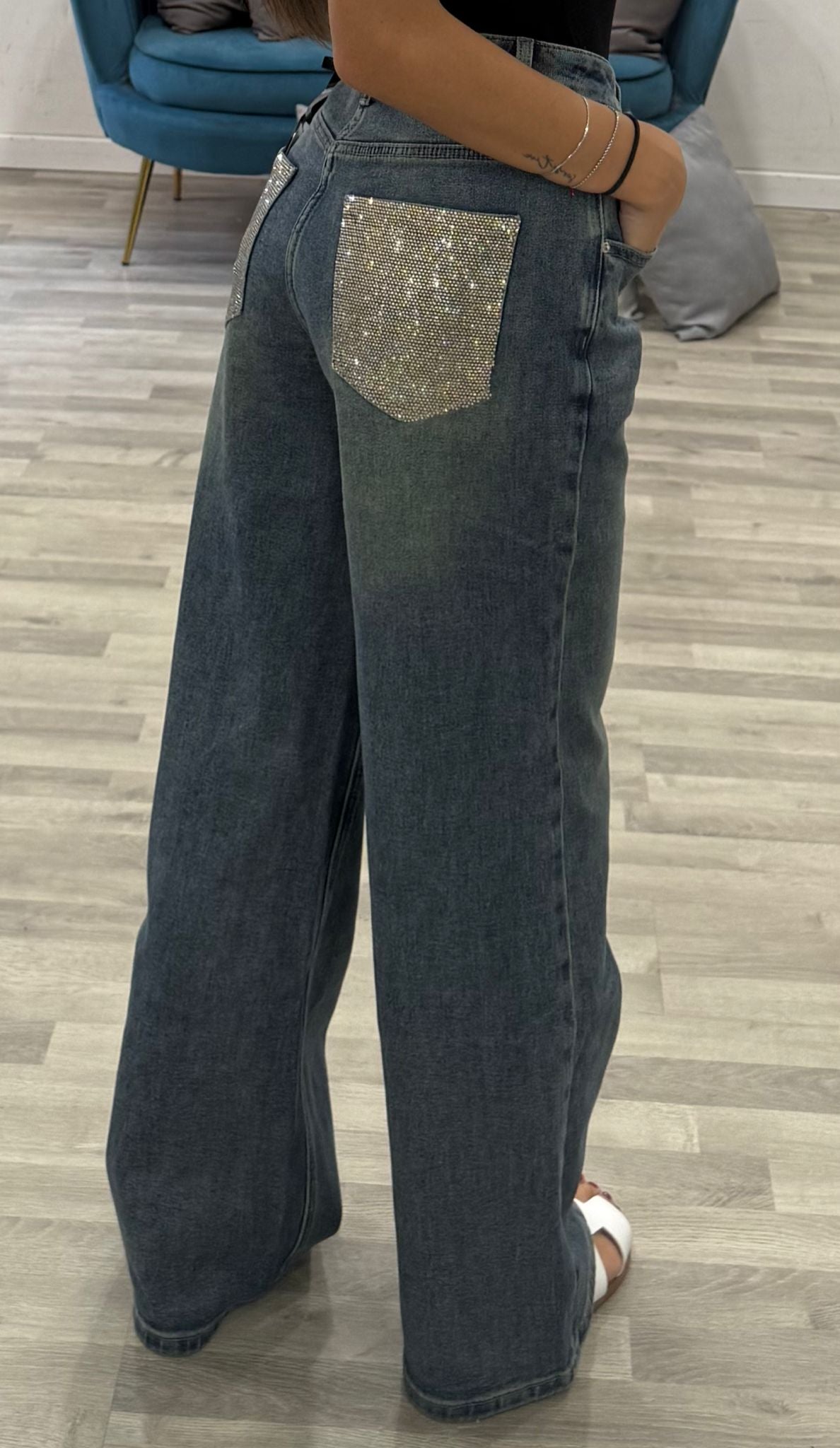 jeans con tasche in strass