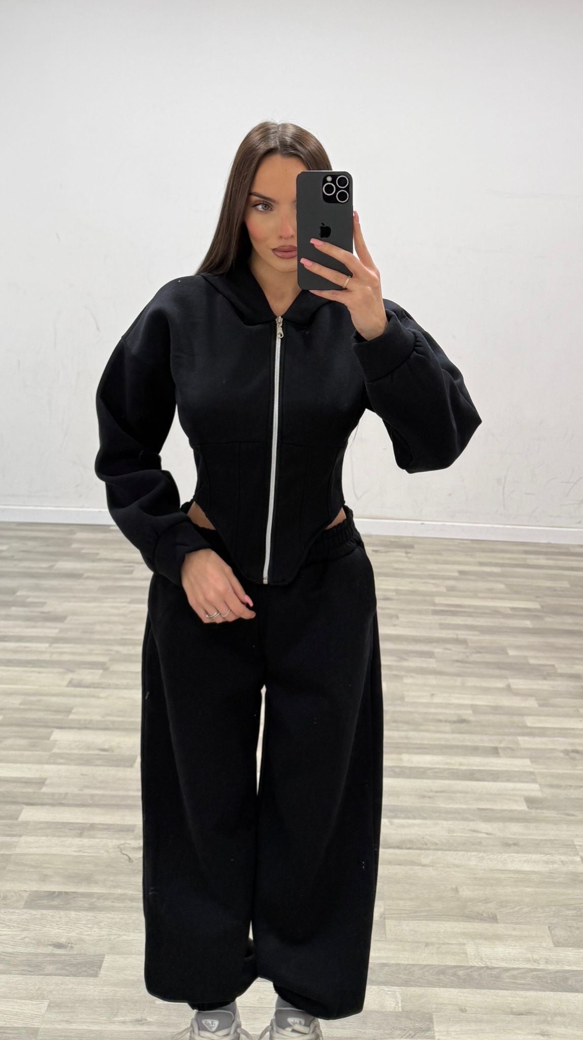 tuta con felpa con zip key