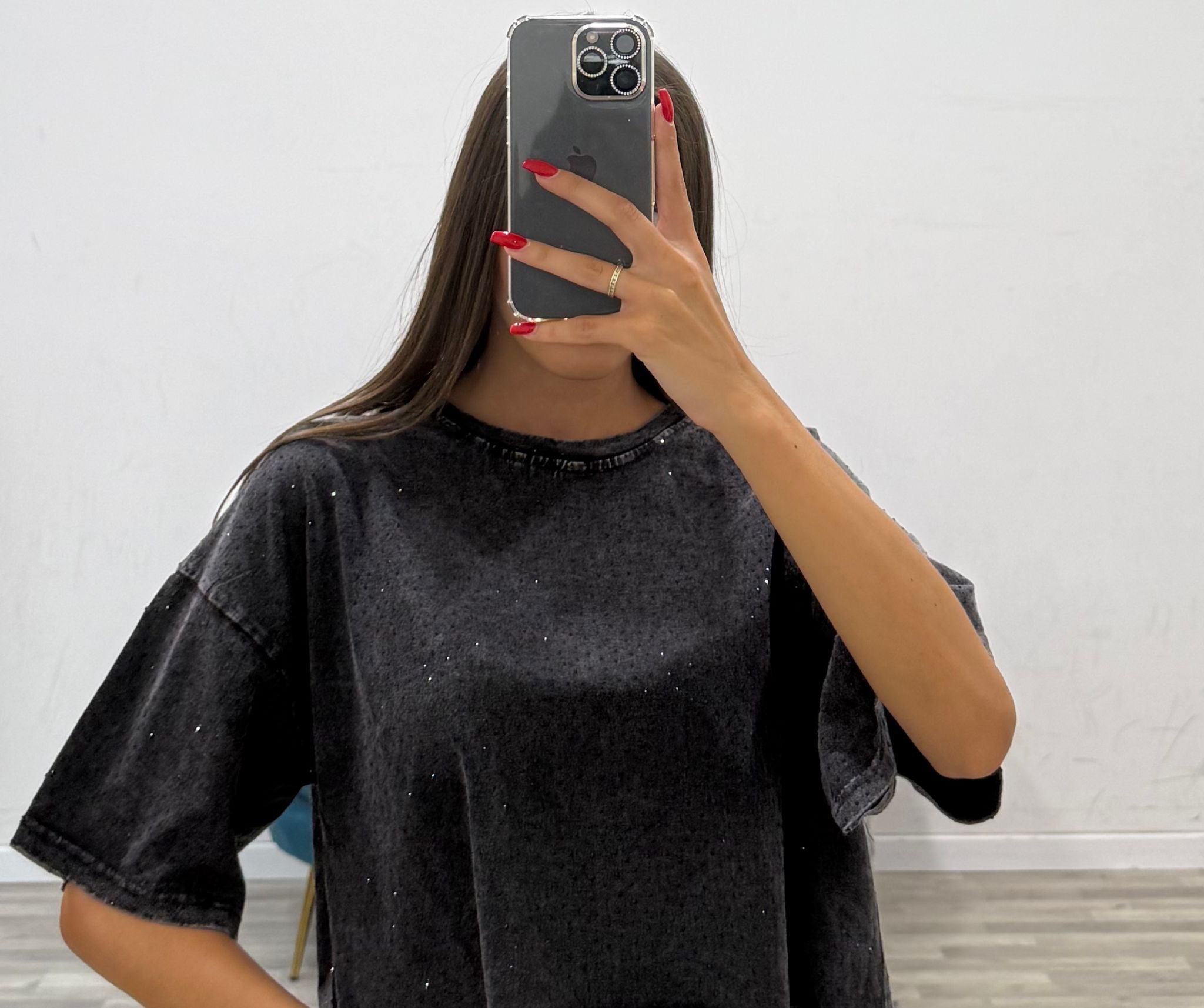 maglia corta con brillantini