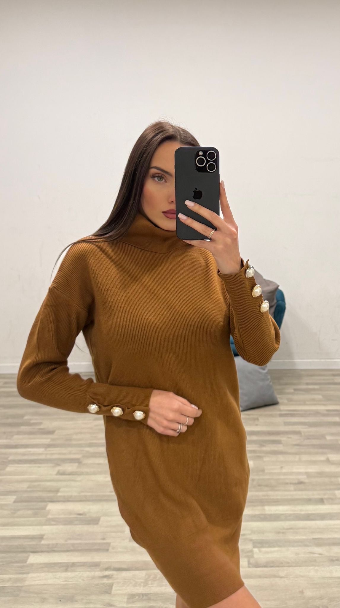 maxpull con bottoncini alle maniche