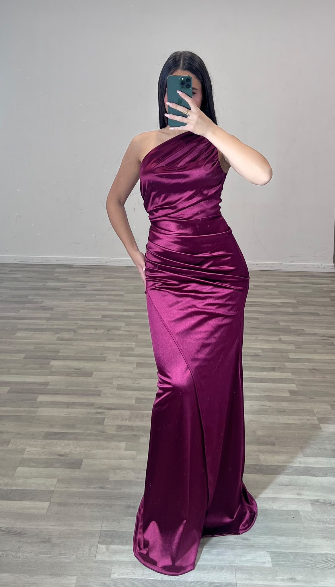 vestito monospalla dea